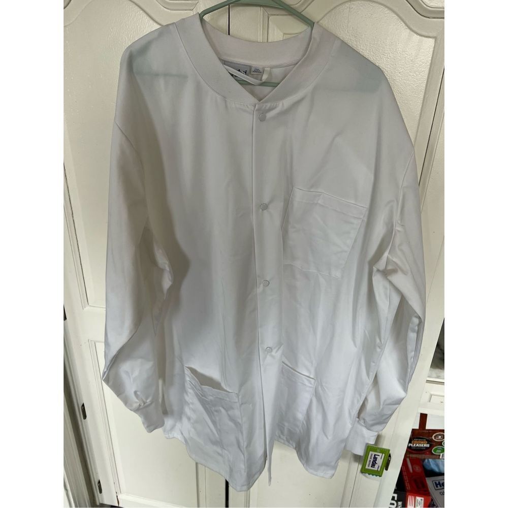 Brand New with Tag Landau white Lab Coat 3x
